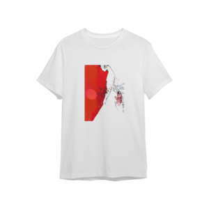 Woman in red Oversize Tshirt  Ürün Görseli